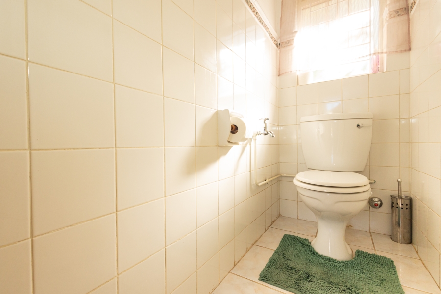 4 Bedroom Property for Sale in Kenridge Heights Western Cape